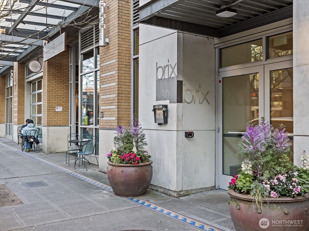 Photo of 530 Broadway E #406, Seattle, WA 98102 (MLS # 2480641)