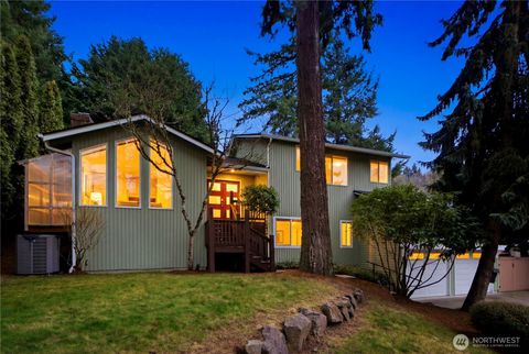 Photo of 15237 SE 48th Drive, Bellevue, WA 98006 (MLS # 2518695)