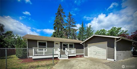 Photo of 1311 104th St E ST, Tacoma, WA 98445 (MLS # 2479324)