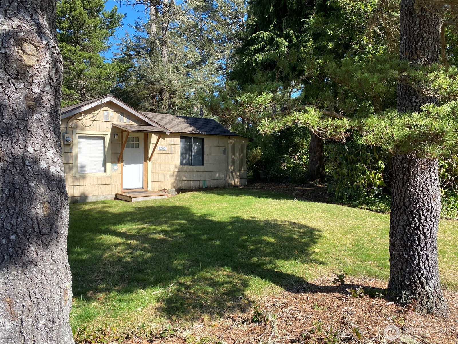 Listing image 6