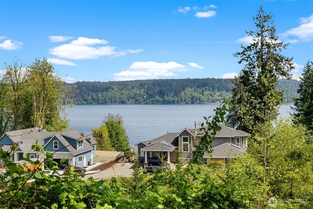 Photo of 14308 Olalla Crest Lane SE, Olalla, WA 98359 (MLS # 2514479)