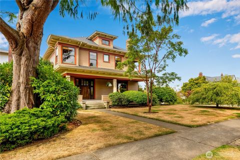 Photo of 1602 Rucker Ave Ave, Everett, WA 98201 (MLS # 2426738)