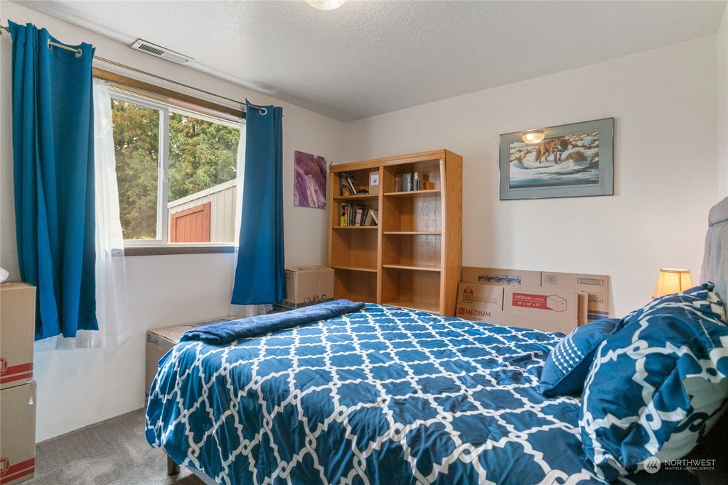 listing image 9362276104531032918