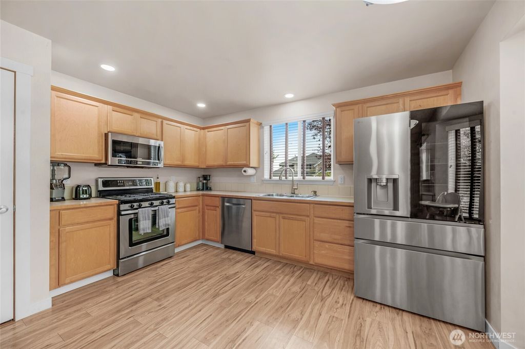 Photo of 6715 84th Drive NE, Marysville, WA 98270 (MLS # 2421961)