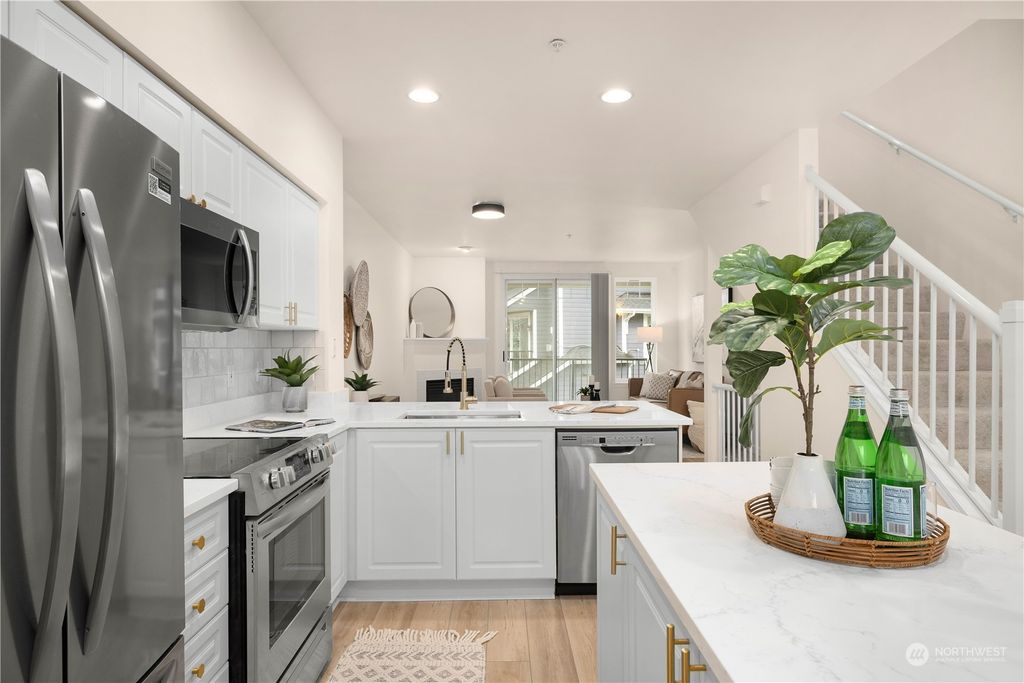 Photo of 16125 Juanita Woodinville Way NE #1412, Bothell, WA 98011 (MLS # 2028741)