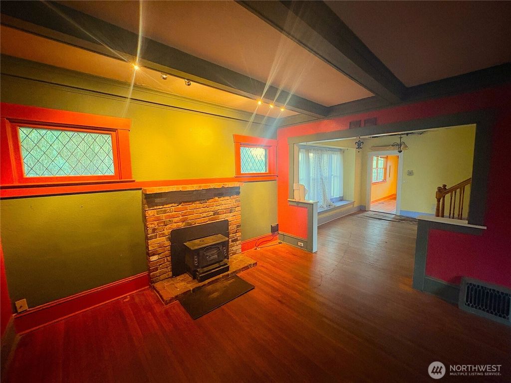 Photo of 10733 Interlake Avenue N, Seattle, WA 98133 (MLS # 2481920)