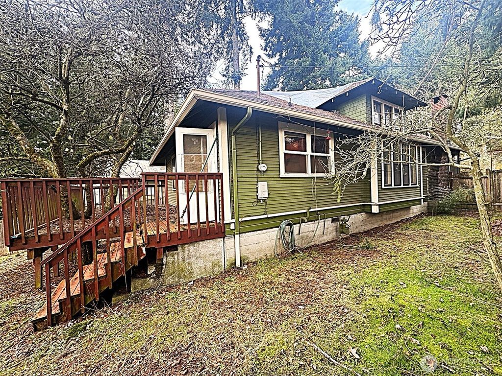 Photo of 10733 Interlake Avenue N, Seattle, WA 98133 (MLS # 2481920)