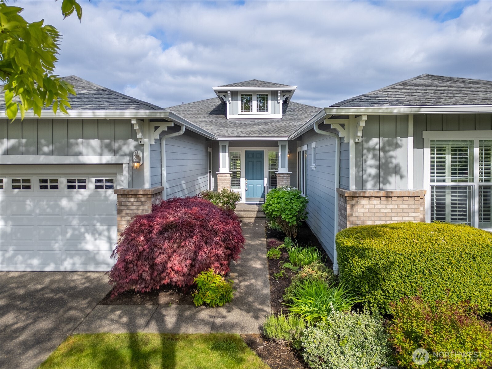 4420 Vashon Drive NE