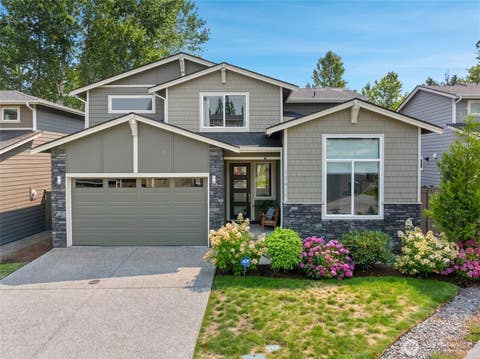 Photo of 13415 NE 128th Place, Kirkland, WA 98034 (MLS # 2564841)