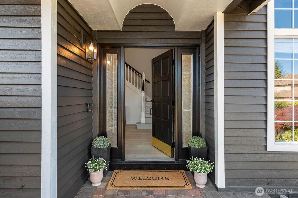 Photo of 12469 NE 164th Street, Woodinville, WA 98072 (MLS # 2555104)
