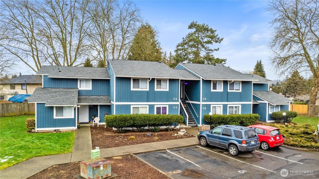 Photo of 700 W Maple Street, Monroe, WA 98272 (MLS # 2434987)
