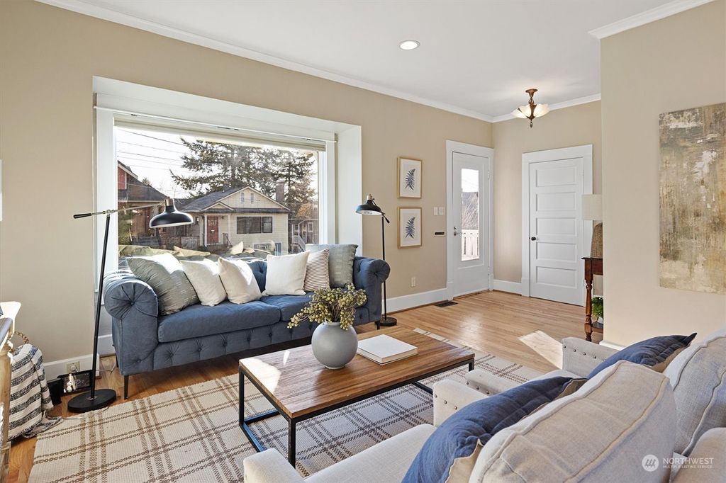 Photo of 816 NE 72nd Street, Seattle, WA 98115 (MLS # 2324162)