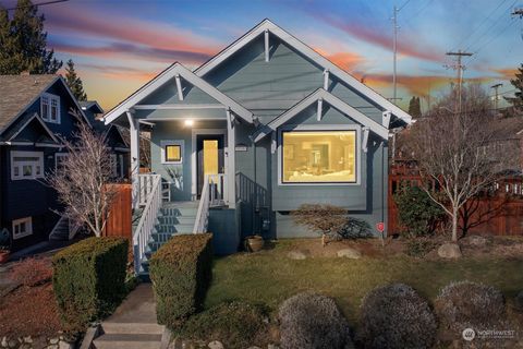 Photo of 816 NE 72nd Street, Seattle, WA 98115 (MLS # 2324162)