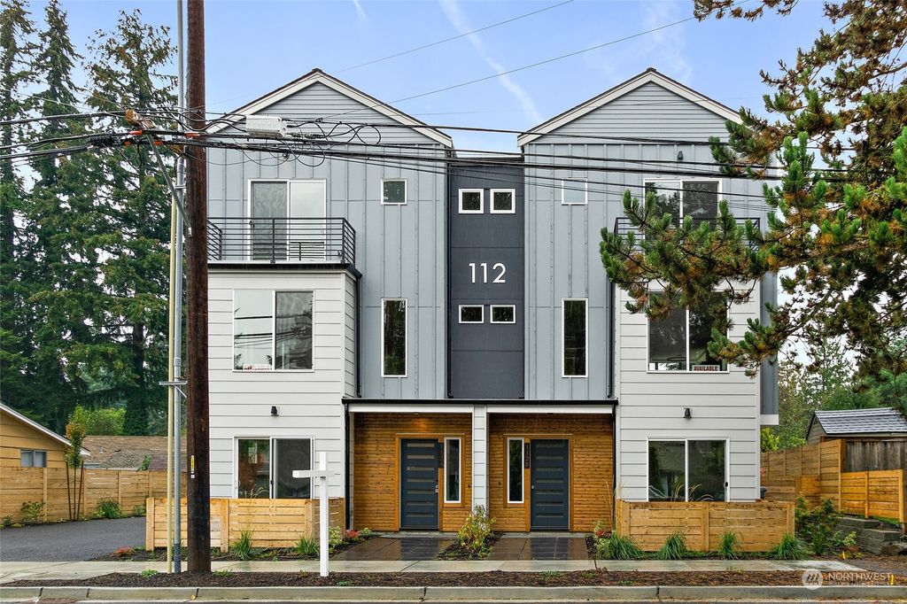 Photo of 112 NE 180th Street #B, Shoreline, WA 98155 (MLS # 2023958)