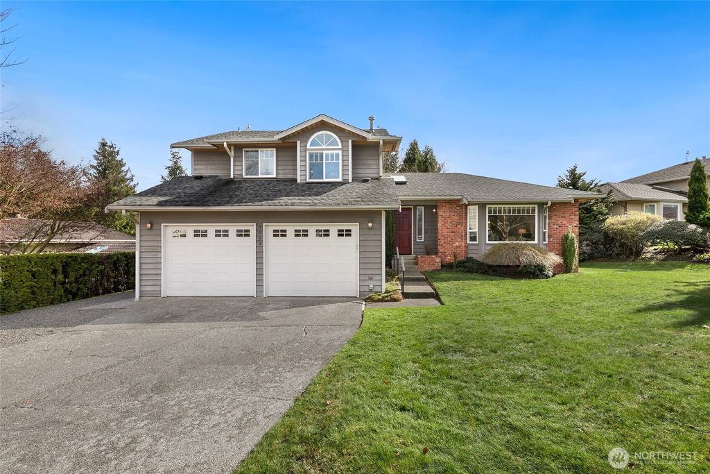 Photo of 8823 10th Drive SE, Everett, WA 98208 (MLS # 2490622)