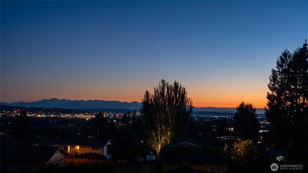 Photo of 706 83rd ave SE AVE, Lake Stevens, WA 98258 (MLS # 2566941)