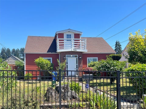 Photo of 7041 S Fife Street, Tacoma, WA 98409 (MLS # 2579349)