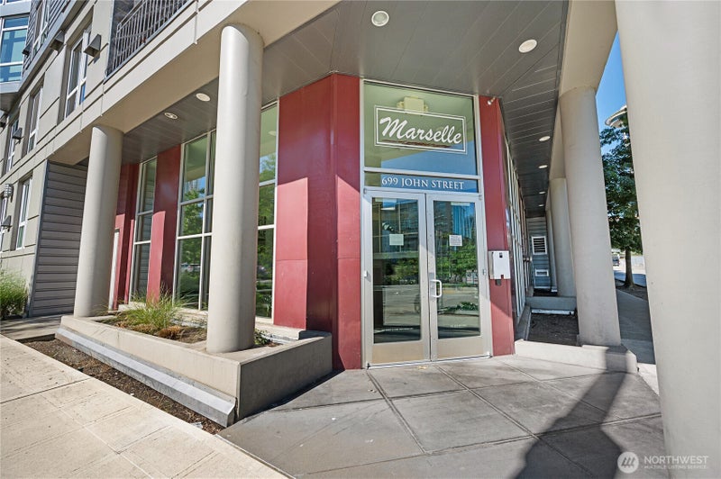 699 John Street 308