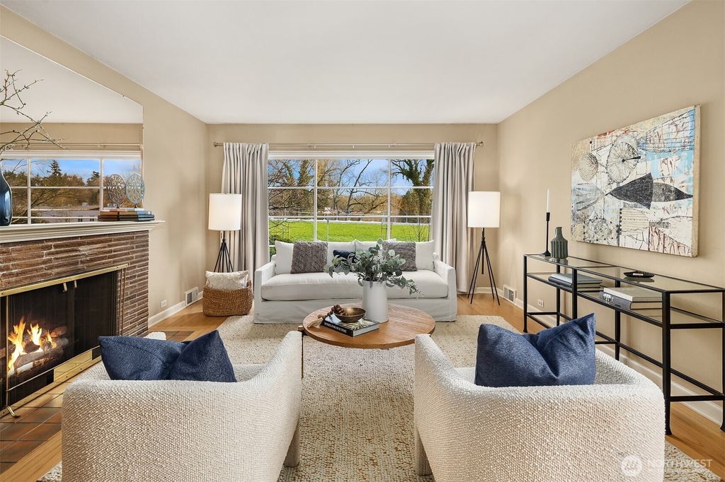 Photo of 2615 Lake Washington Boulevard E, Seattle, WA 98112 (MLS # 2335712)