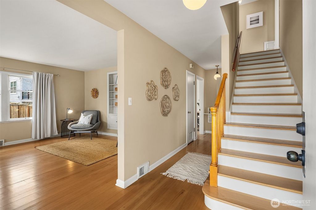 Photo of 2615 Lake Washington Boulevard E, Seattle, WA 98112 (MLS # 2335712)