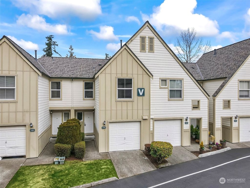 Photo of 1600 121st Street SE #V102, Everett, WA 98208 (MLS # 2042214)