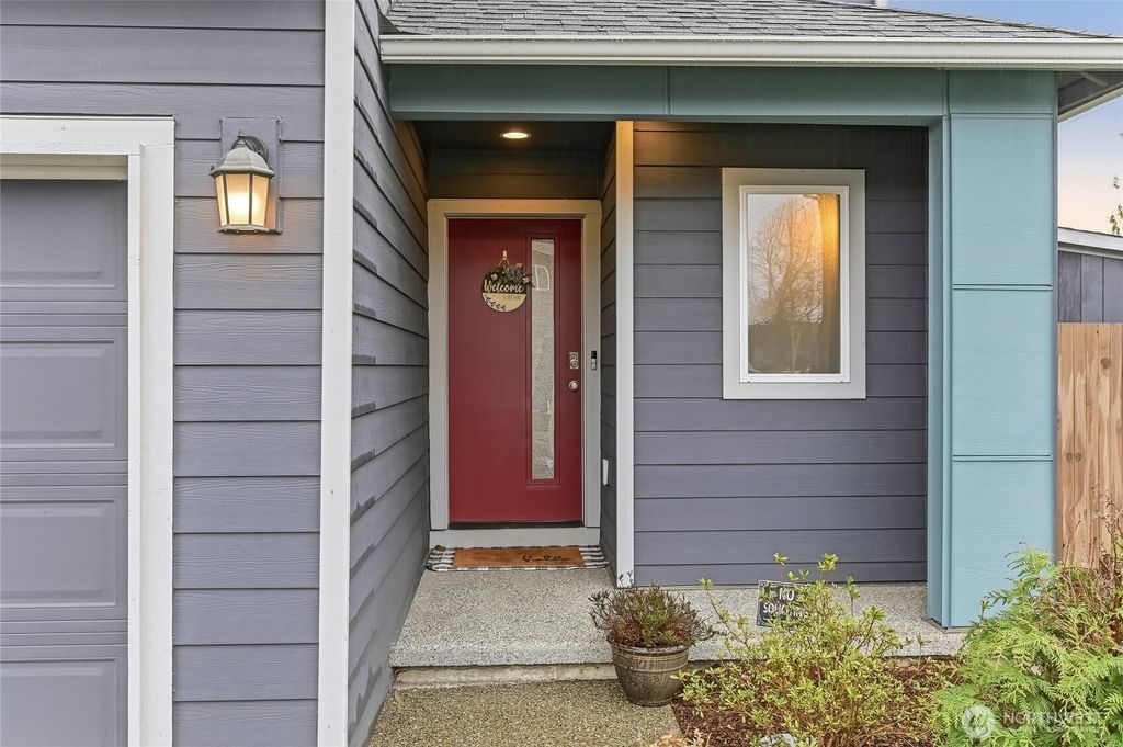 Photo of 1304 10th Street, Sultan, WA 98294 (MLS # 2497508)