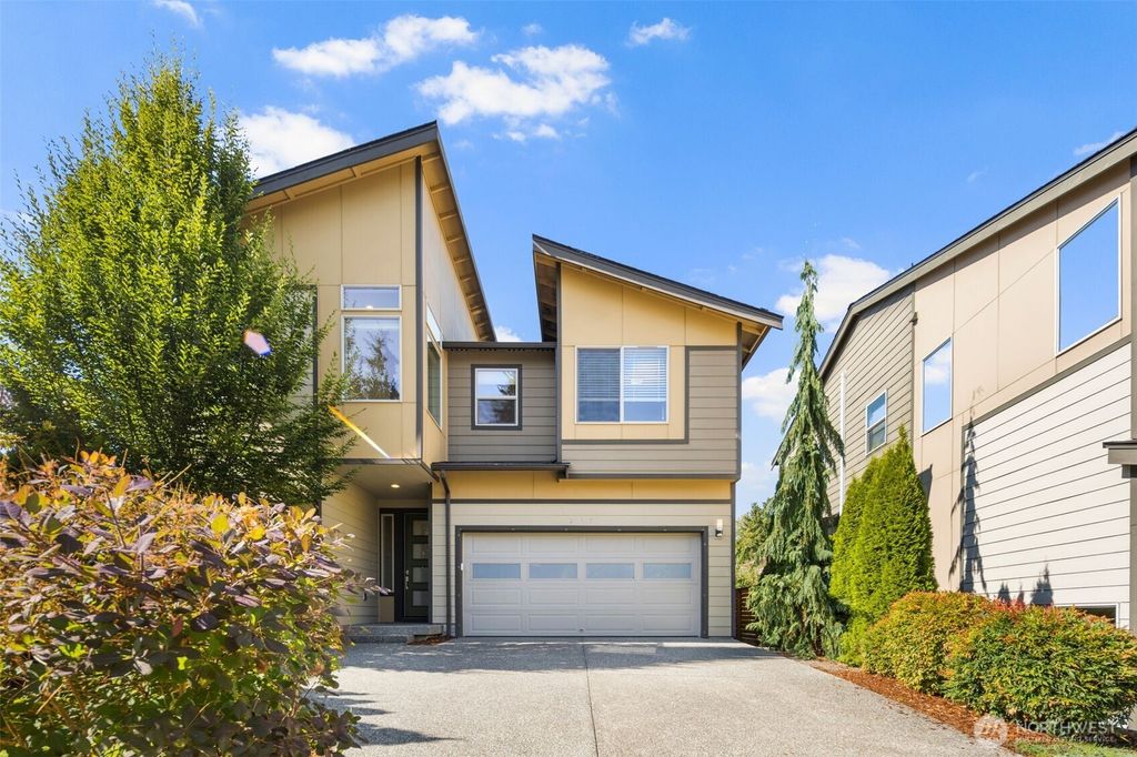 Photo of 20317 58th Lane NE, Kenmore, WA 98028 (MLS # 2437856)