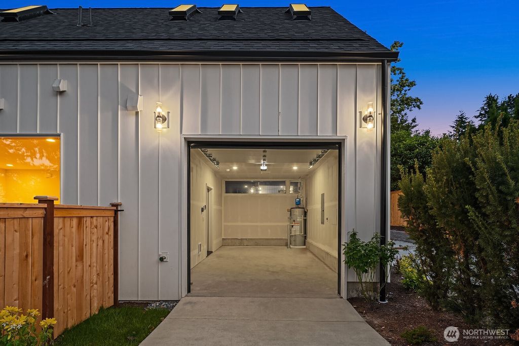 Photo of 1516 NE 97th Street, Seattle, WA 98115 (MLS # 2381703)