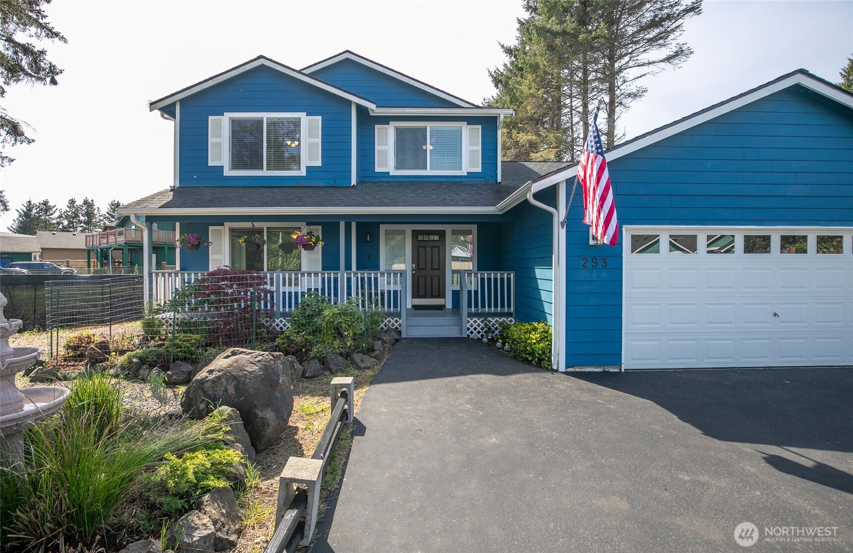 293 Glacier Court SE