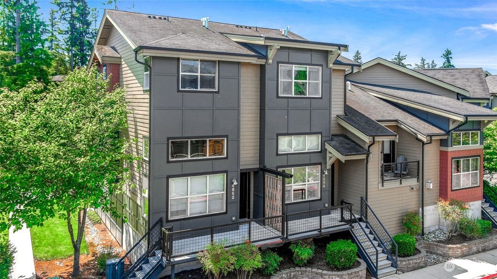Photo of 4864 Deerfield Place, Mukilteo, WA 98275 (MLS # 2073474)