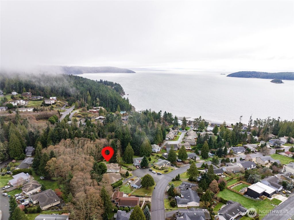 Photo of 4425 Bryce Drive, Anacortes, WA 98221 (MLS # 2489786)