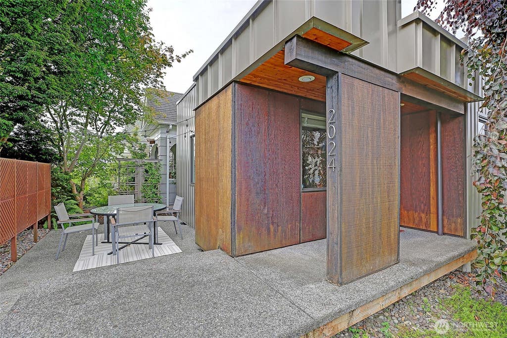 Photo of 2024 Wetmore Avenue, Everett, WA 98201 (MLS # 2560149)