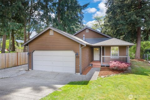 Photo of 1620 186th Avenue E, Lake Tapps, WA 98391 (MLS # 2515619)