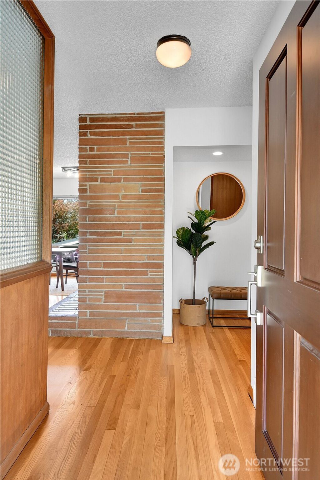 Photo of 12727 Dayton Avenue N, Seattle, WA 98133 (MLS # 2518577)