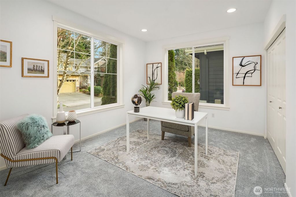 Photo of 20128 12th Avenue W, Lynnwood, WA 98036 (MLS # 2470125)