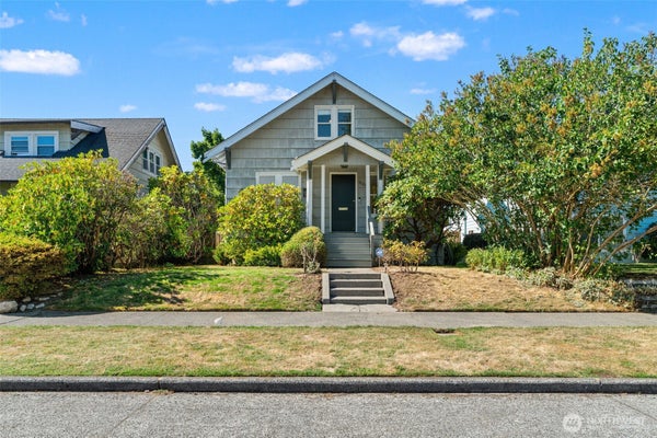 5021 36TH AVE SW, SEATTLE, WA 98126 - Image e8e15173e579e956b8938657d3e57504/2894303907