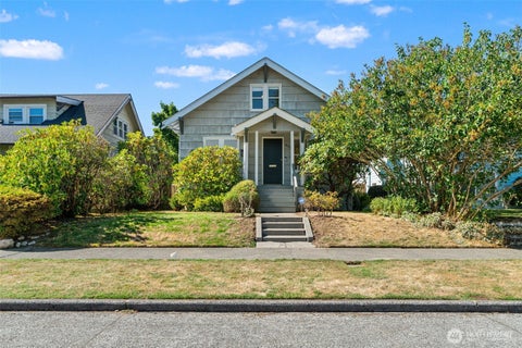 Photo of 5021 36th Avenue SW, Seattle, WA 98126 (MLS # 2584398)