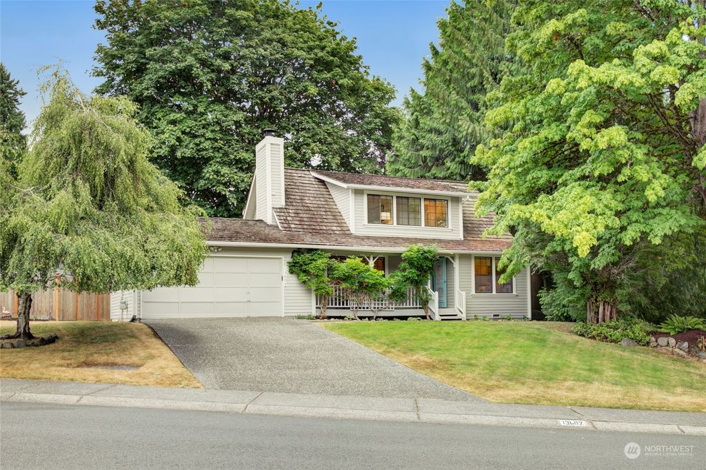 Photo of 13602 174th Avenue NE, Redmond, WA 98052 (MLS # 2159540)