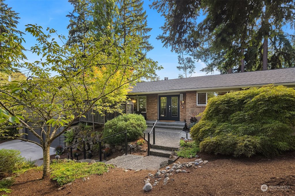 Photo of 12903 SE 1st Street, Bellevue, WA 98005 (MLS # 2288866)