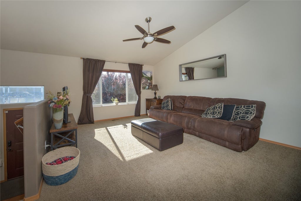 Photo of 1509 E Seattle Avenue, Ellensburg, WA 98926 (MLS # 2586973)