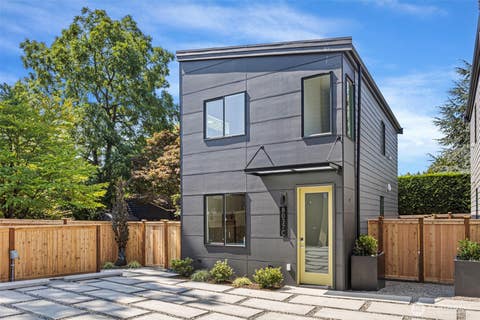 Photo of 8037 Wallingford Avenue N #C, Seattle, WA 98103 (MLS # 2567661)