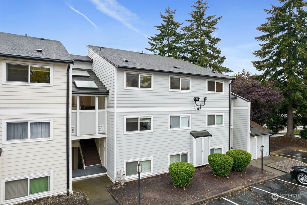 Photo of 15210 Macadam Road S #D-312, Tukwila, WA 98188 (MLS # 2006788)