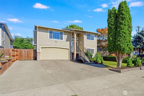 Photo of 3505 48 Avenue NE, Tacoma, WA 98422 (MLS # 2561605)