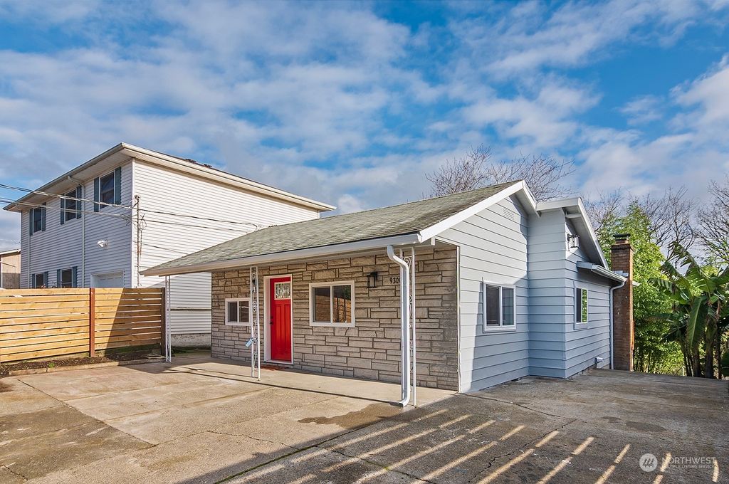 Photo of 9300 39th Avenue S, Seattle, WA 98118 (MLS # 2320669)