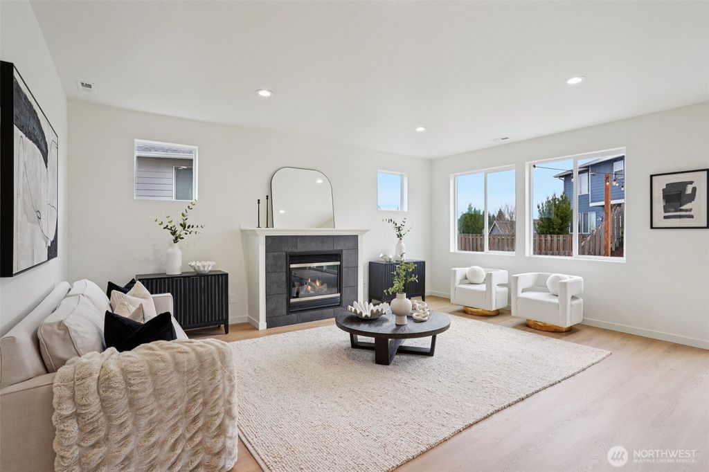 Photo of 19519 19th Avenue Ct E, Spanaway, WA 98387 (MLS # 2488334)