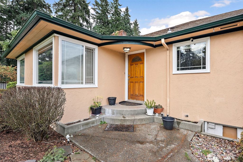 Photo of 7419 112th Street E, Puyallup, WA 98373 (MLS # 2463648)