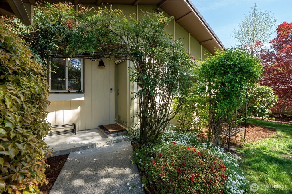 Photo of 3207 45th Avenue NE, Tacoma, WA 98422 (MLS # 2510274)