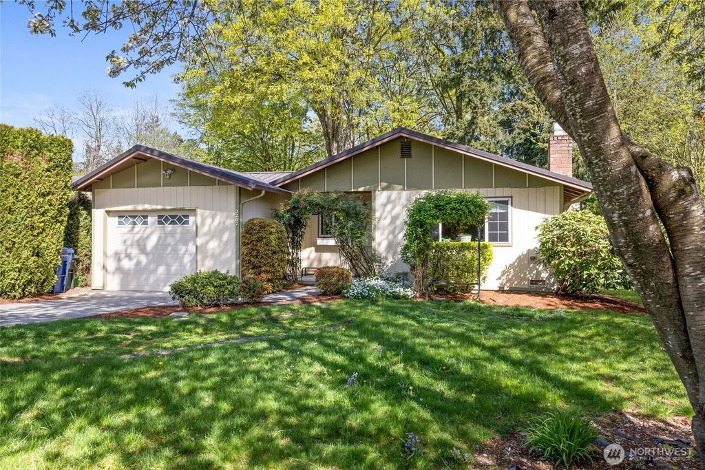 Photo of 3207 45th Avenue NE, Tacoma, WA 98422 (MLS # 2510274)