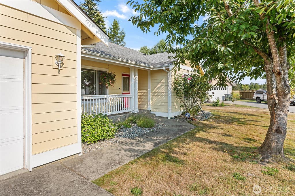 Photo of 8387 Richmond Park Road, Blaine, WA 98230 (MLS # 2569102)