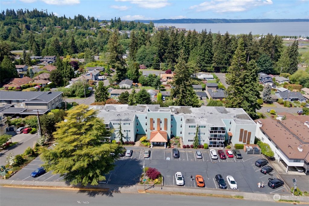 Photo of 960 5th Avenue S #203, Edmonds, WA 98020 (MLS # 2244213)